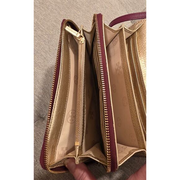 Tory Burch Thea Small Pebbled Leather Wallet Crossbody Bag - Picture 5 of 7